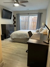 Building Photo - 2105 Corte Primavera