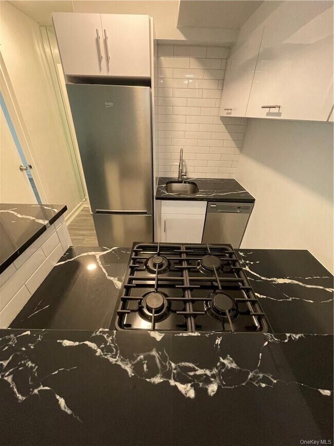 Foto del edificio - 141 E 55th St