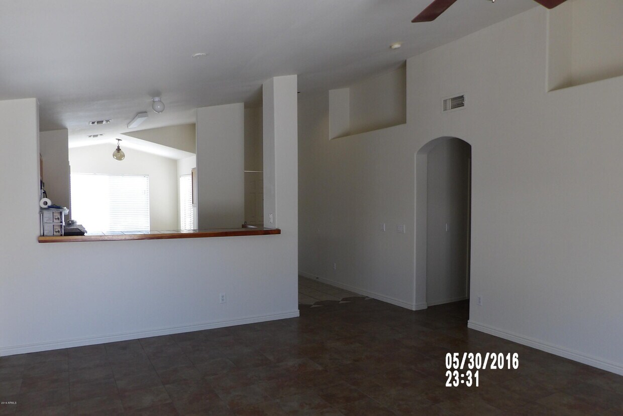 Foto del edificio - 972 W 21st Ave