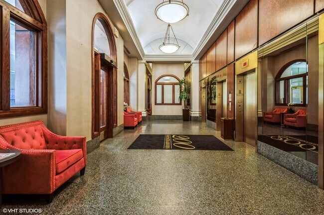 Foto del edificio - 200 N Dearborn St