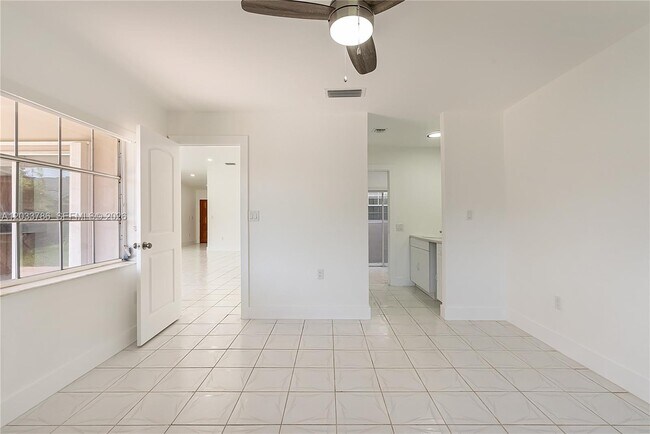 Foto del edificio - 15881 SW 139th Ave