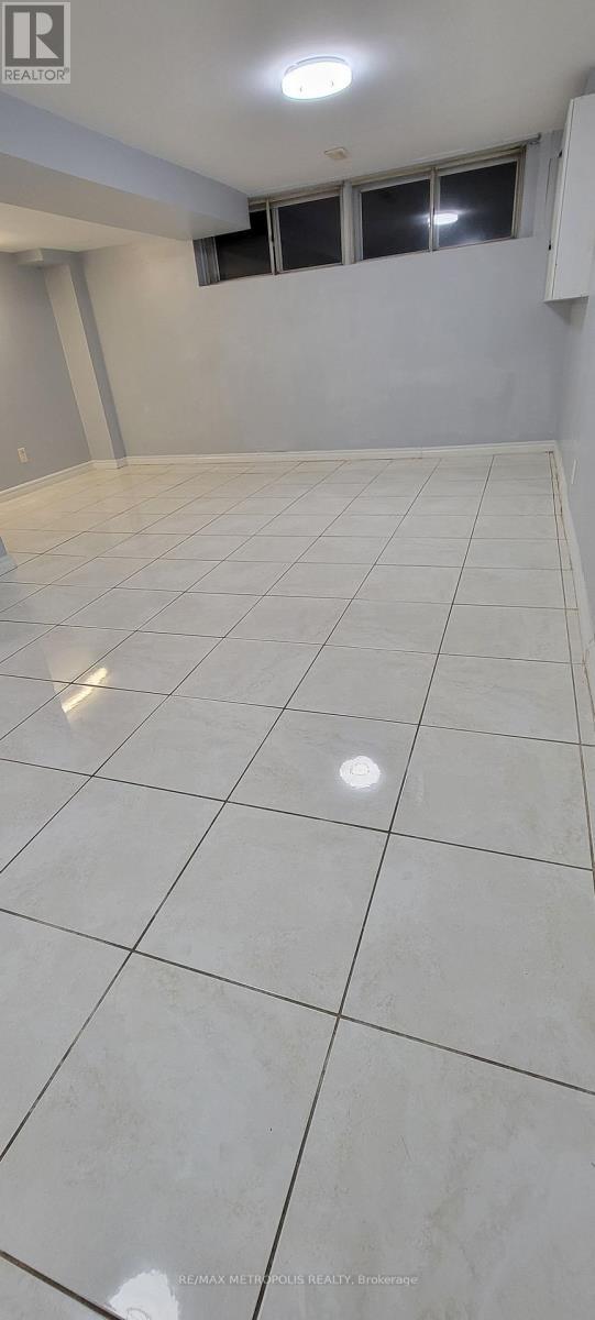 Building Photo - 41 Fraserton Crescent