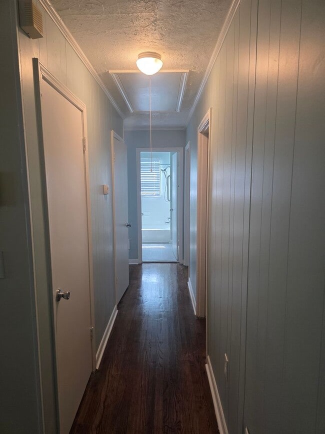Building Photo - Beautiful Home Just Hit the Market