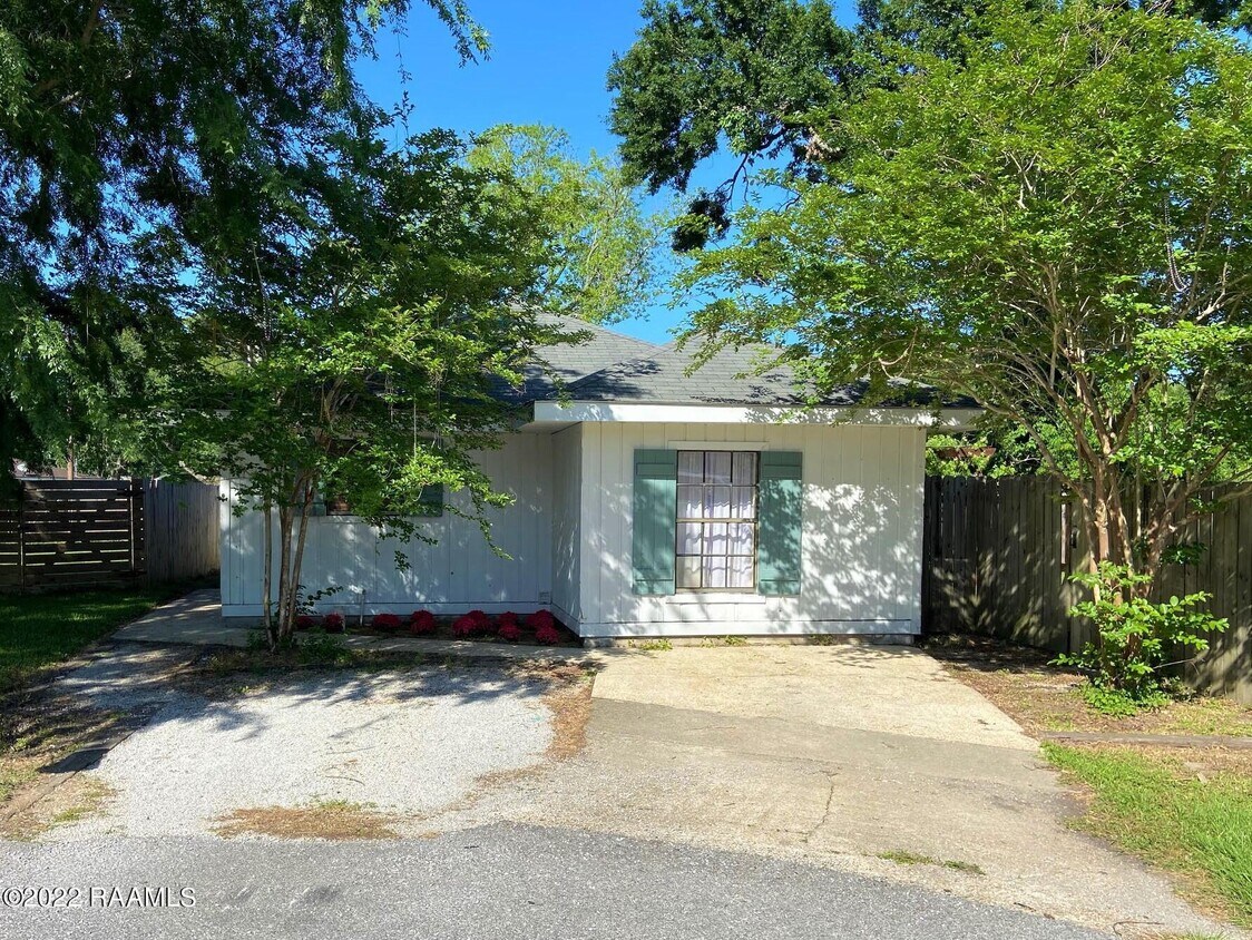 606 Leisure Field Dr, Broussard, LA 70518 House Rental in Broussard