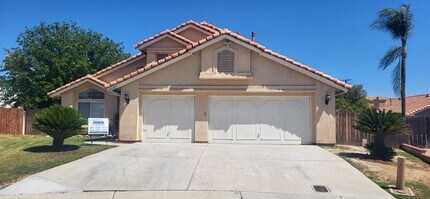 Building Photo - 2057 Rosemary Ct