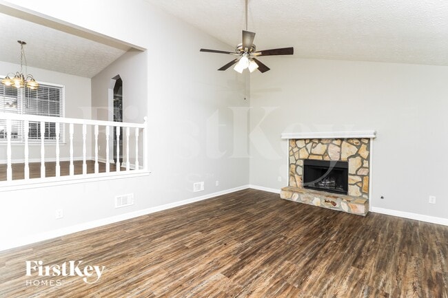 Building Photo - 256 Apple Jack Dr