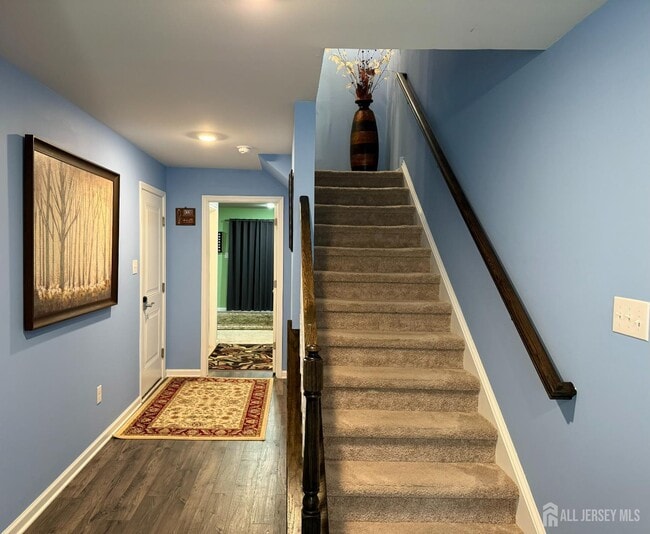 Building Photo - 301 Matutina Rd