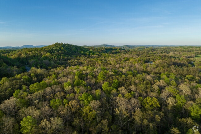 Scenic view of of the wooded mountains near Knoxville.