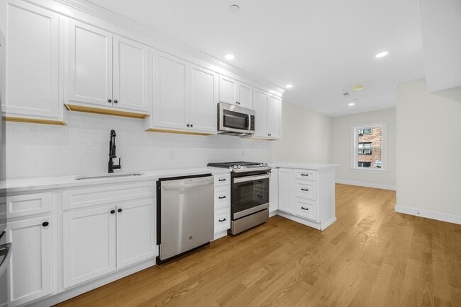 Building Photo - 80 Bunker Hill St