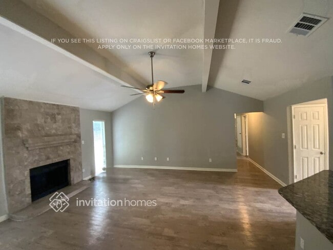 Building Photo - 653 Lemon Dr