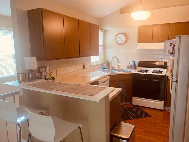 Foto del edificio - 363 W Hamilton Ln