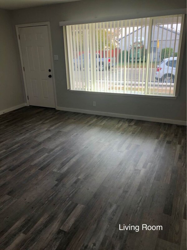 Foto del edificio - 5918 Belleau Wood Ln