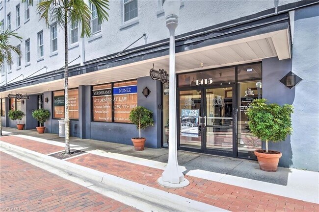 Foto del edificio - 1415 Dean St