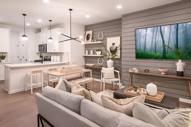 Building Photo - 117 Lyla Ln