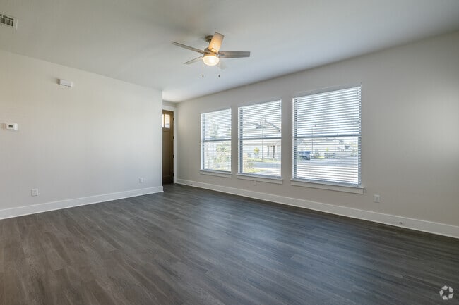 Interior Photo - Windermere Parke Garden Villas