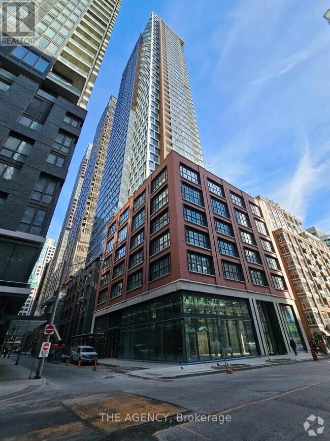 Building Photo - 55-3555 Mercer St
