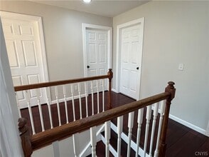 Building Photo - 923 Emmett St