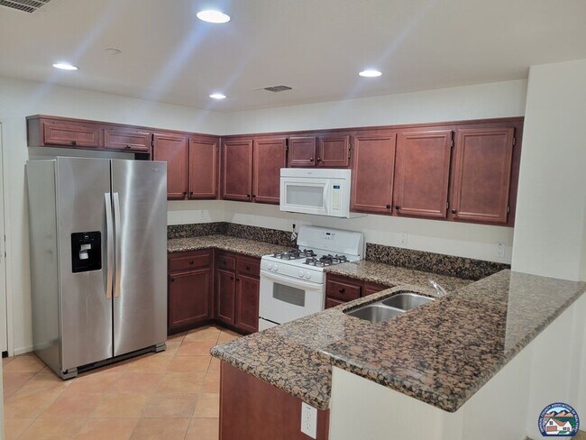 Foto del edificio - 642 Brewer Rd