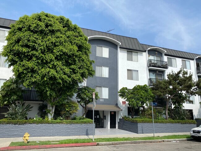 Foto del edificio - 101 N Croft Ave