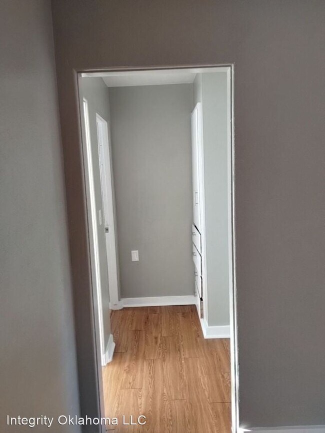 Foto del edificio - 2 br, 1 bath House - 2042 NW 25th 18E