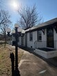 Primary Photo - 30 E Thompson Ln