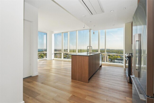 Foto del edificio - 50 Clinton Pl