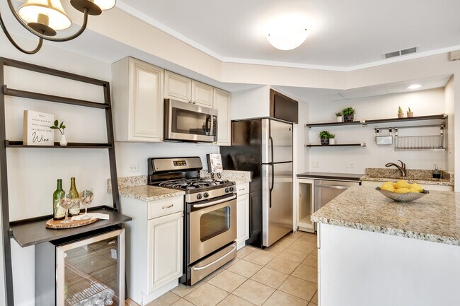 Foto del edificio - 1341 Greenwillow Ln
