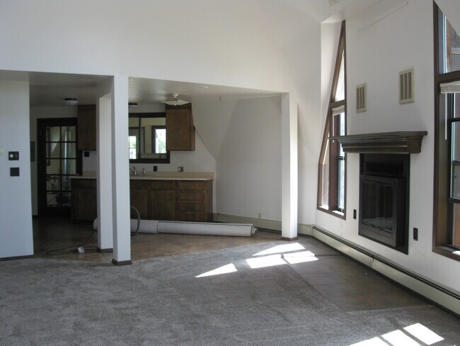 Building Photo - 21661 Highway 550