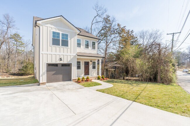 Building Photo - ! Brand New Build in the Heart of Chattano...