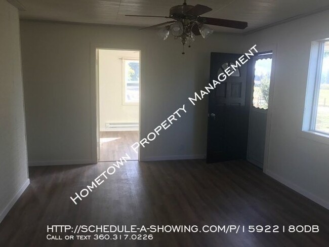 Building Photo - Farm house on 1.5 acres Available Now