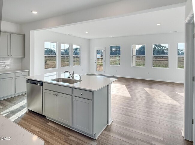 Foto del edificio - 5827 Millstone Wy