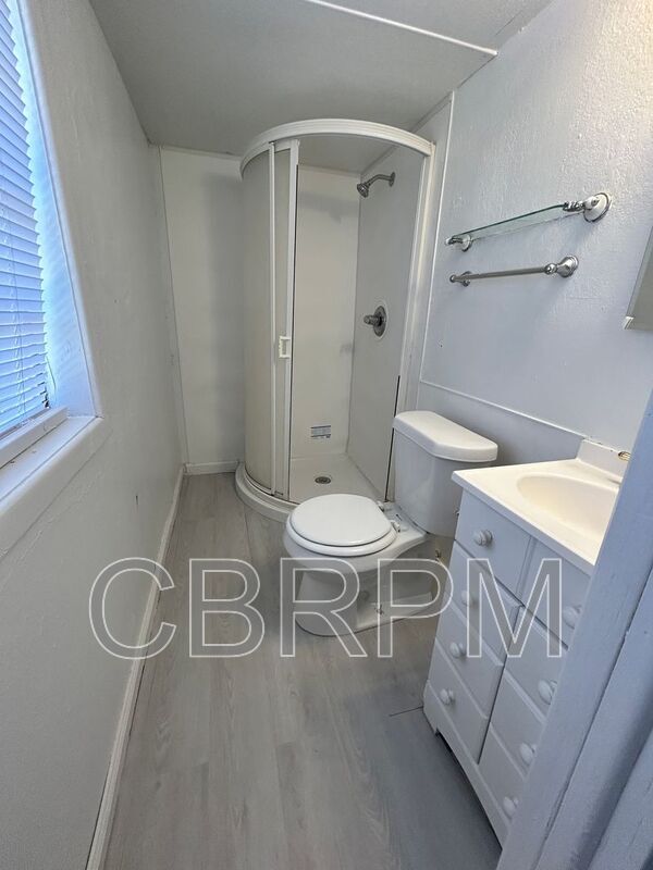 Foto del edificio - 2305 27th St