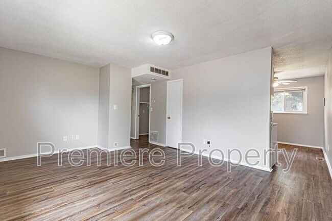 Building Photo - 18871 E Wigwam Dr