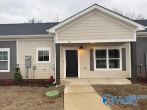 Building Photo - 134 Foster Wy Dr