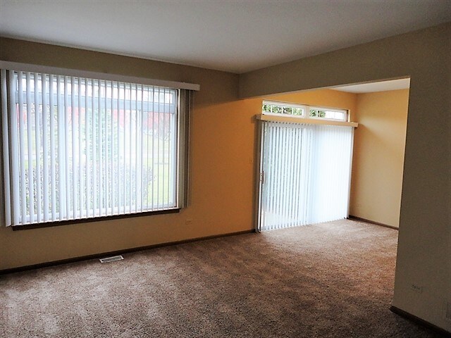 Building Photo - 2109 W Adobe Dr