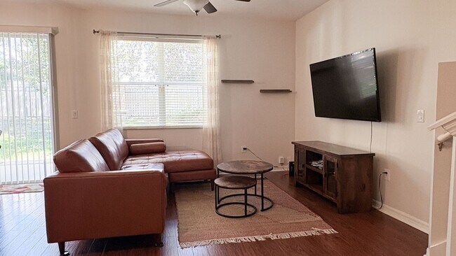 Foto del edificio - 2009 Beachberry Ln