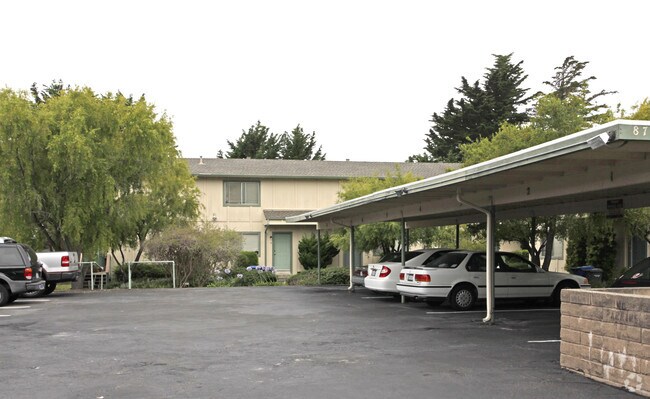 Foto del edificio - 30th Ave Townhomes