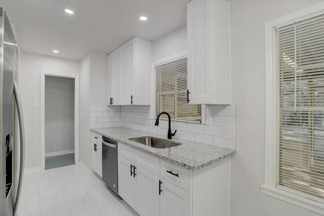 Foto del edificio - 1009 15th Ave N