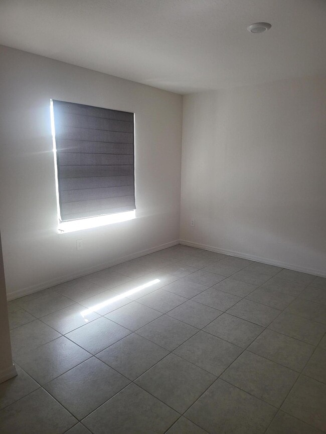 Foto del edificio - 3801 SW Hablow St