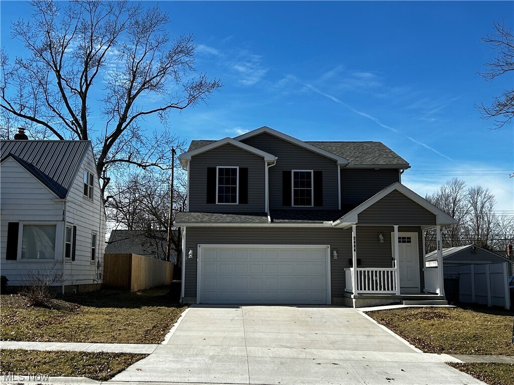 Foto principal - 2464 23rd St