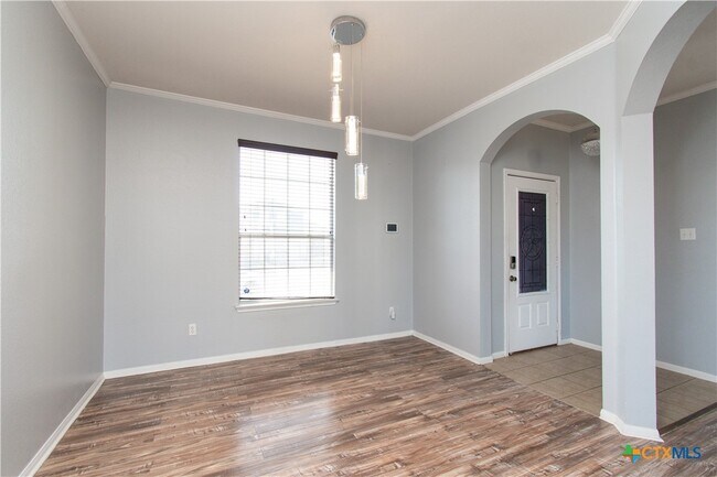 Foto del edificio - 413 E Orion Dr