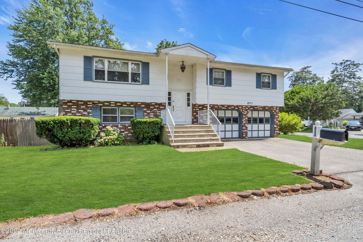 853 Neptune Ave, Beachwood, NJ 08722 House Rental in Beachwood, NJ