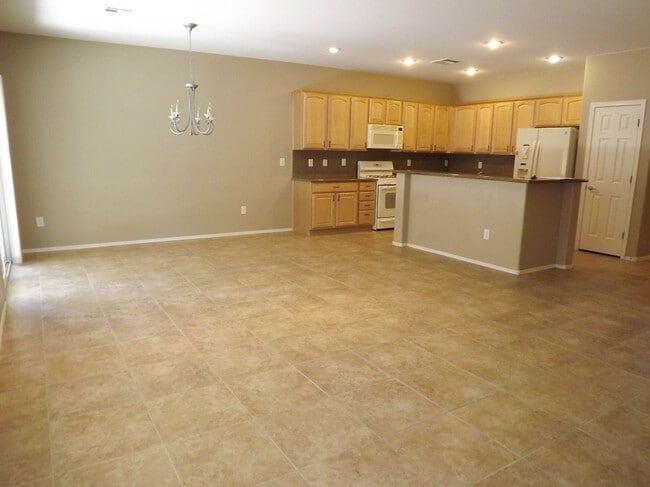 Building Photo - **WONDERFUL SINGLE STORY HOME IN 55+ "SUN CITY ANTHEM SOLERA!!"