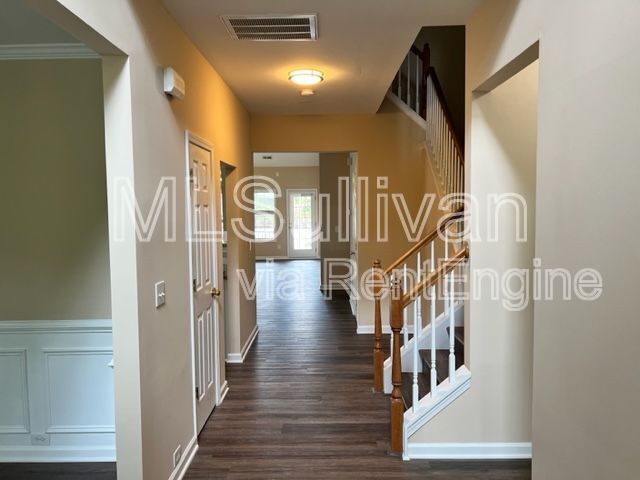Building Photo - 208 Frances Green Ln