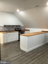 Building Photo - 4748 Dickerson Rd