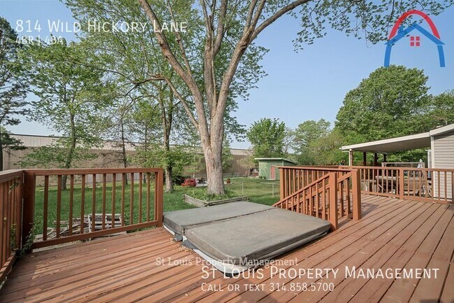 Building Photo - Beautiful 4 bedroom home in Parkway school...