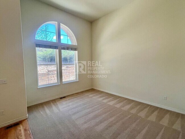 Foto del edificio - 10829 Tincup Creek Point