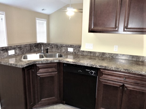 Building Photo - 2904 John Cabot Dr