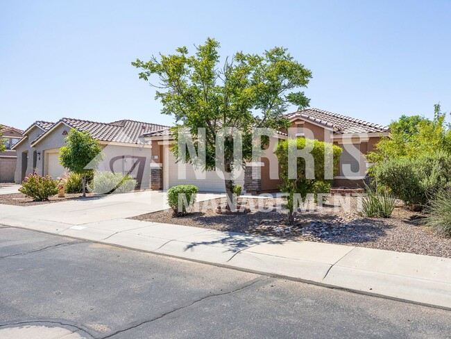 Building Photo - Beautiful Remodeled Home with 3 Rooms