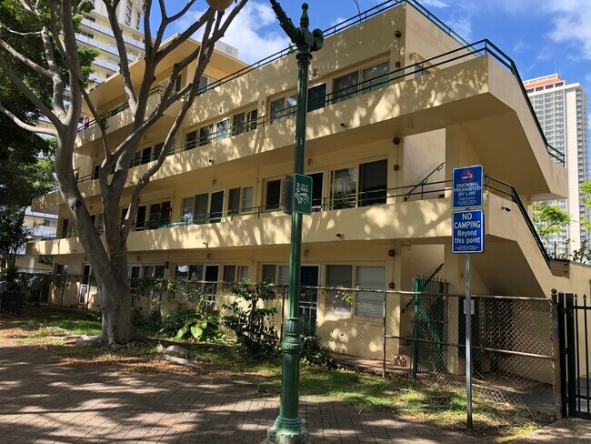 Foto del edificio - 1868 Kahakai Dr